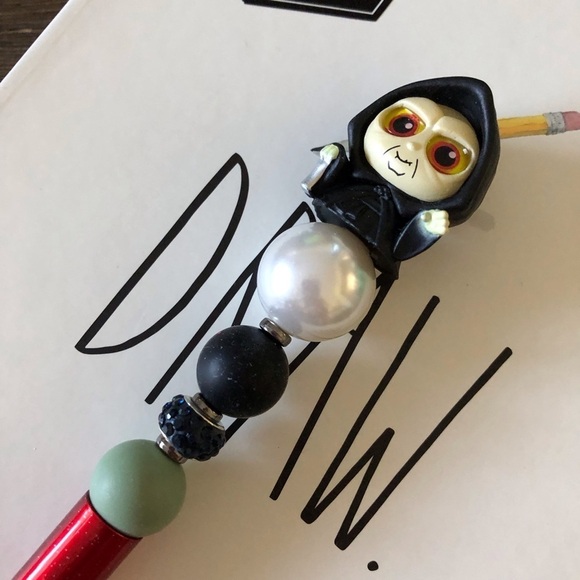 Disney Doorables: Star Wars: Emperor Palpatine handmade beaded pen - Picture 1 of 3